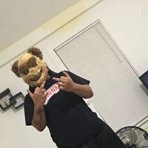 Meet your Posher, Lea